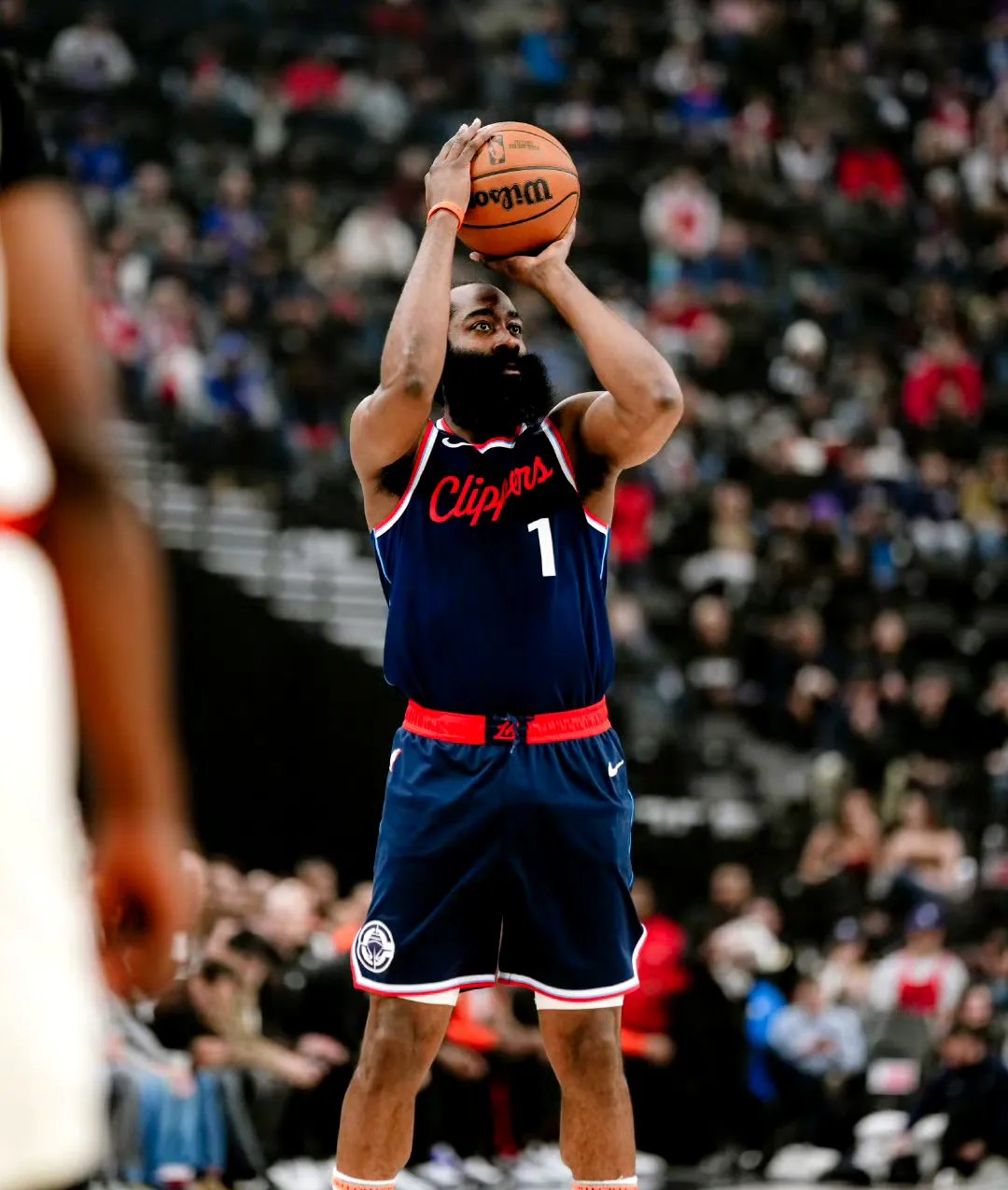 开云官网登录平台哈登连续三场比赛得分超过败北，巴塞罗那不断突破！比赛高潮迭起的简单介绍