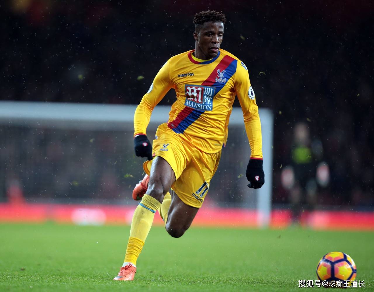 开云官方网站登录关于转折点勒沃库森状态回暖，荷甲国际比赛日攻防权衡，底气十足，控场能力受关注的信息